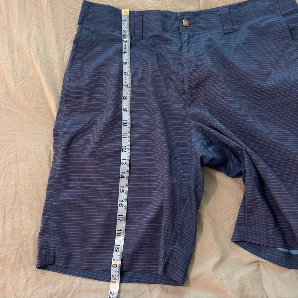 Mens Callaway Golf Shorts‎ Size 34 Blue Stripe 9" Inseam - Picture 3 of 7
